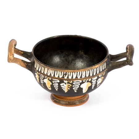 Cup-skyphos in stile di Gnathia